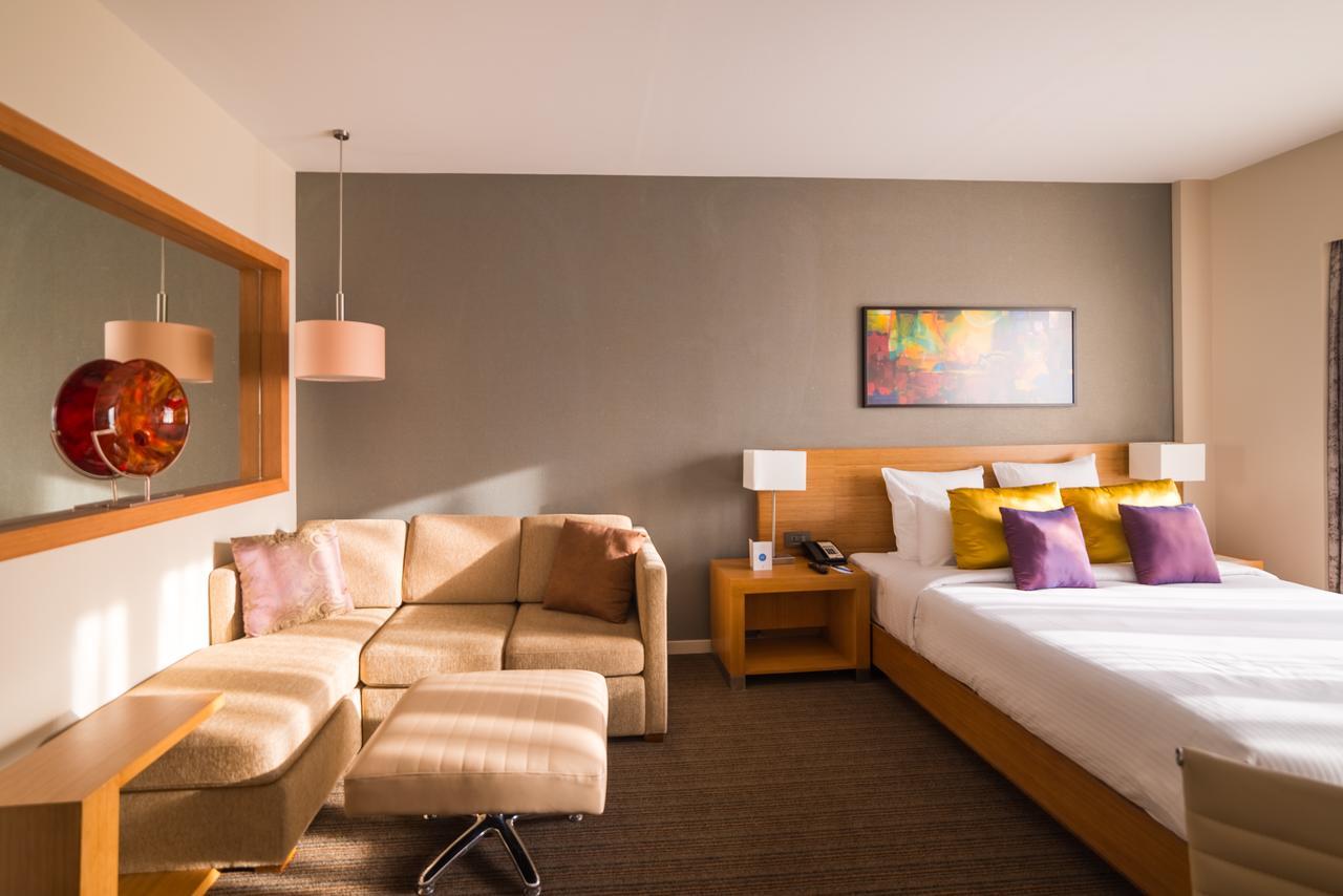 Novotel Lucknow Gomti Nagar Esterno foto