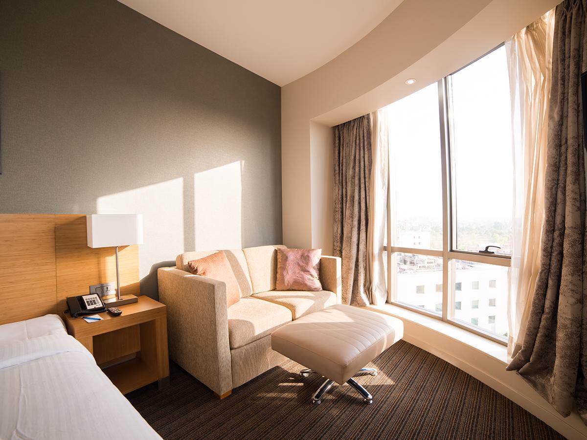Novotel Lucknow Gomti Nagar Esterno foto