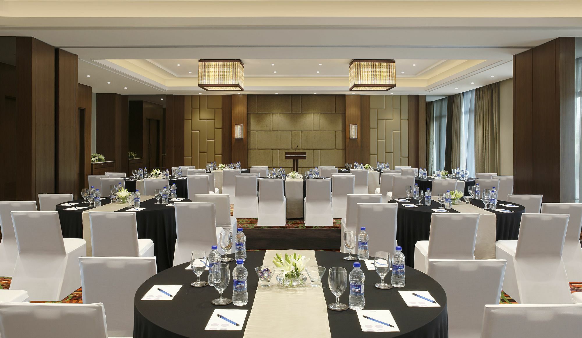 Novotel Lucknow Gomti Nagar Esterno foto